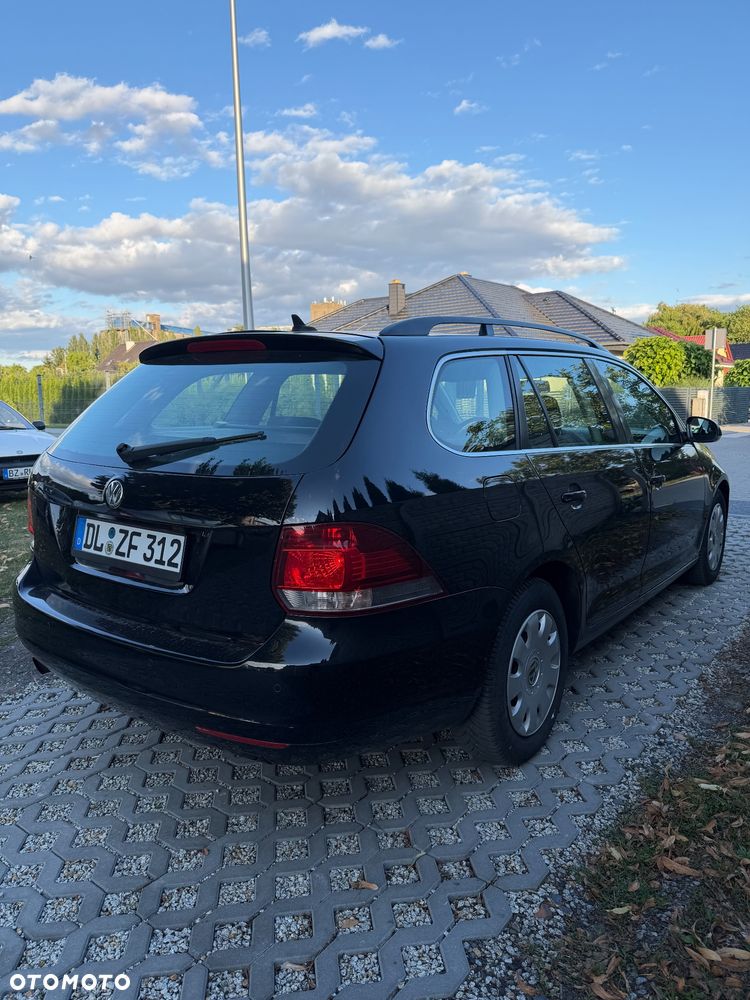 Volkswagen Golf 1.6 TDI DPF Comfortline - 2