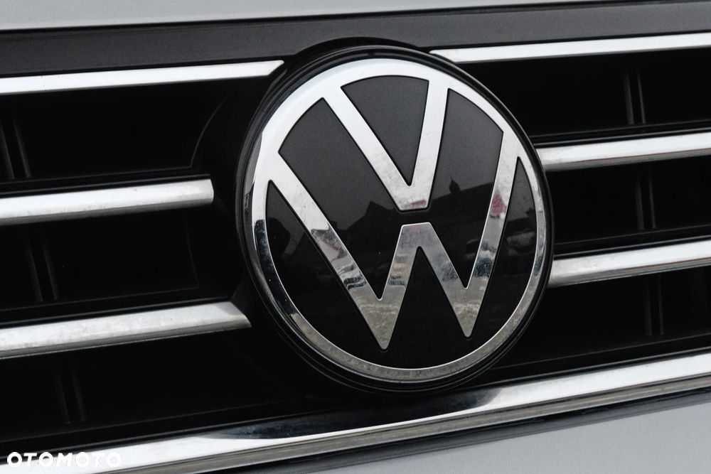 Volkswagen Passat 1.5 TSI EVO Elegance DSG - 4