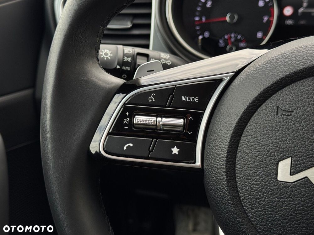 Kia Ceed 1.5 T-GDI M DCT - 22