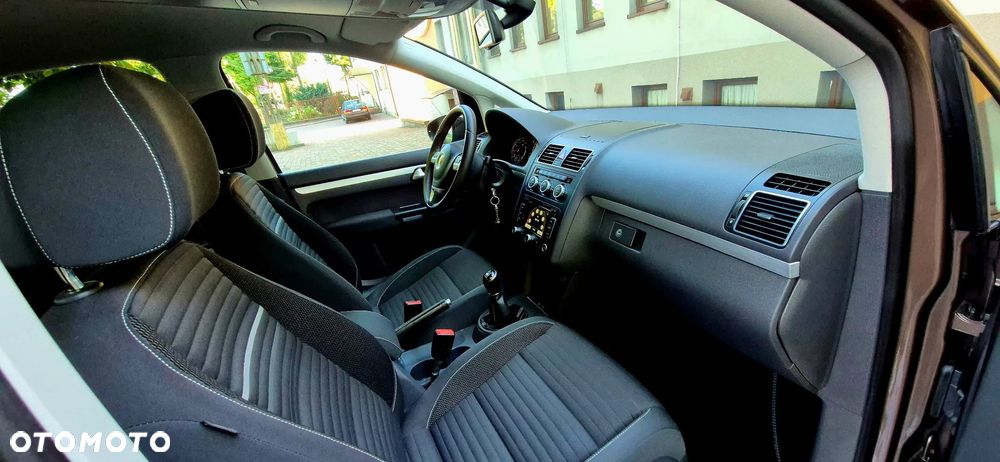 Volkswagen Touran 1.2 TSI Cup - 9