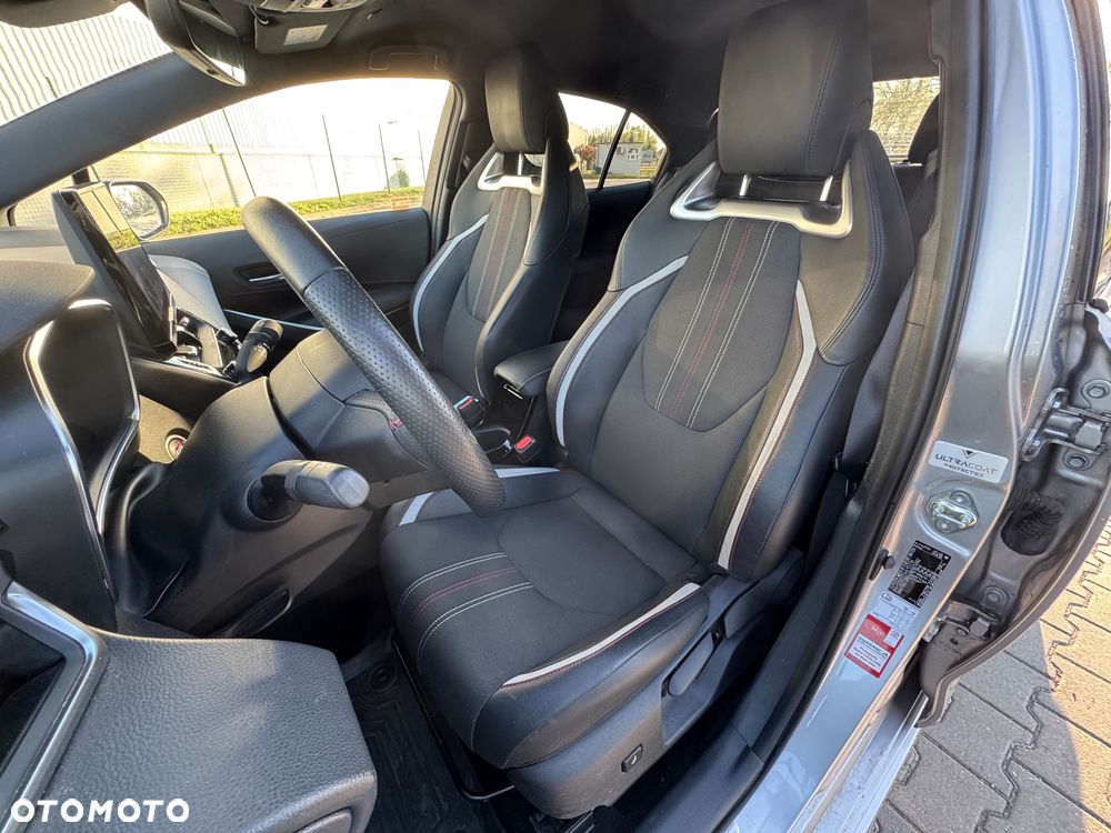 Toyota Corolla 1.8 Hybrid GR Sport - 22