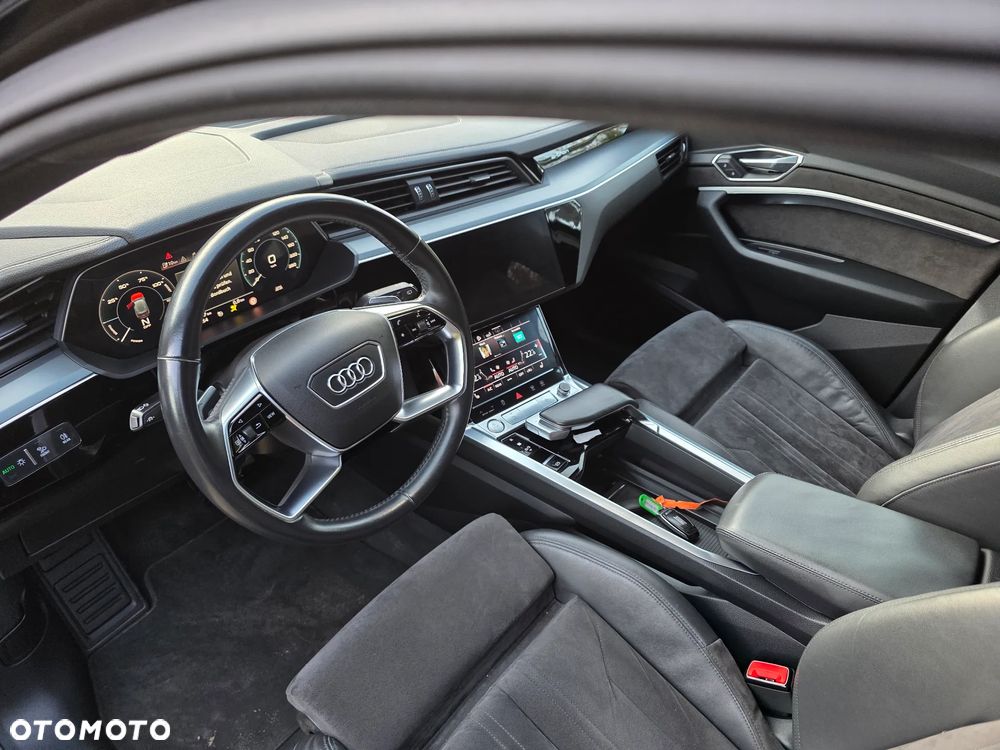 Audi e-tron 55 Quattro - 12