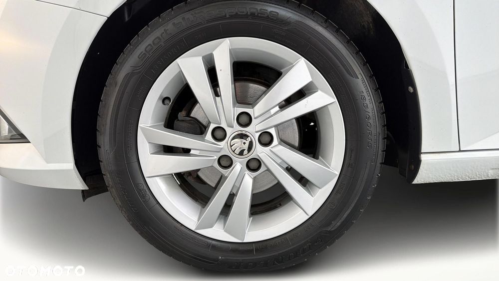 Skoda Fabia 1.0 TSI Ambition - 19