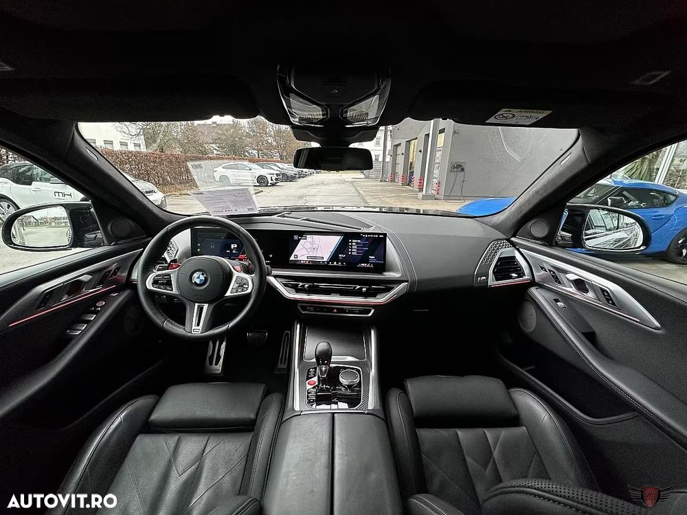 BMW XM - 13