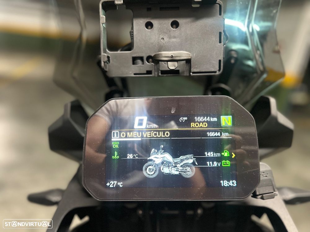 BMW F 750 GS Triple Black - 6