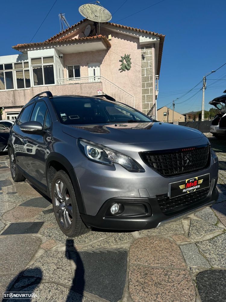 Peugeot 2008 1.2 PureTech GT Line - 3