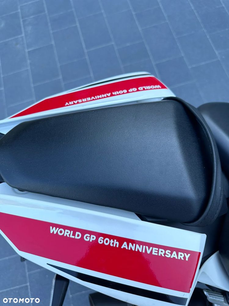 Yamaha R7 - 20