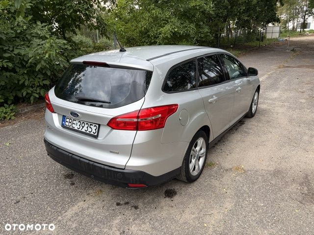 Ford Focus 1.0 EcoBoost 99g Trend - 4