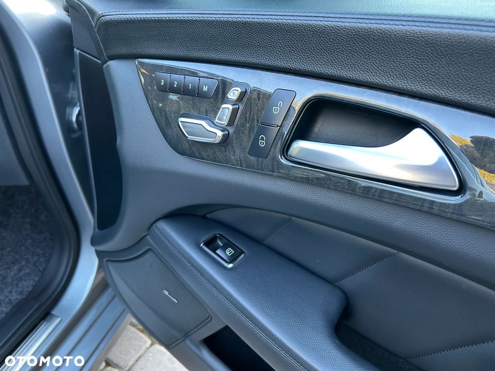 Mercedes-Benz CLS 350 CDI BlueEff - 20