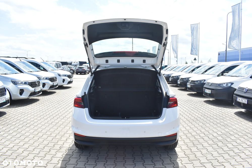 Skoda Fabia 1.0 Ambition - 14