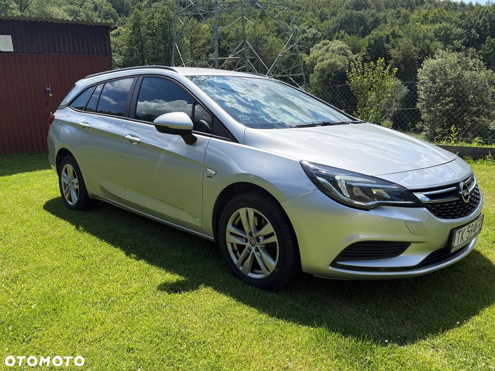 Opel Astra 1.6 CDTI Sport - 1