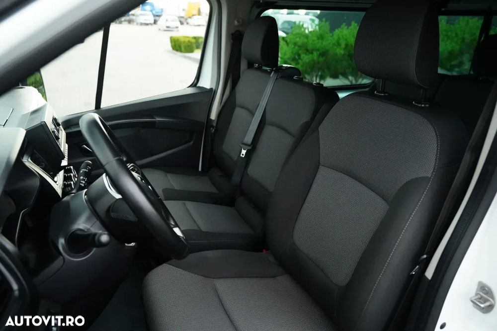Renault TRAFIC III / AUTOBUZ / 9 LOCURI / 2022 / PRIMUL PROPRIETAR / REVIZAT - 24