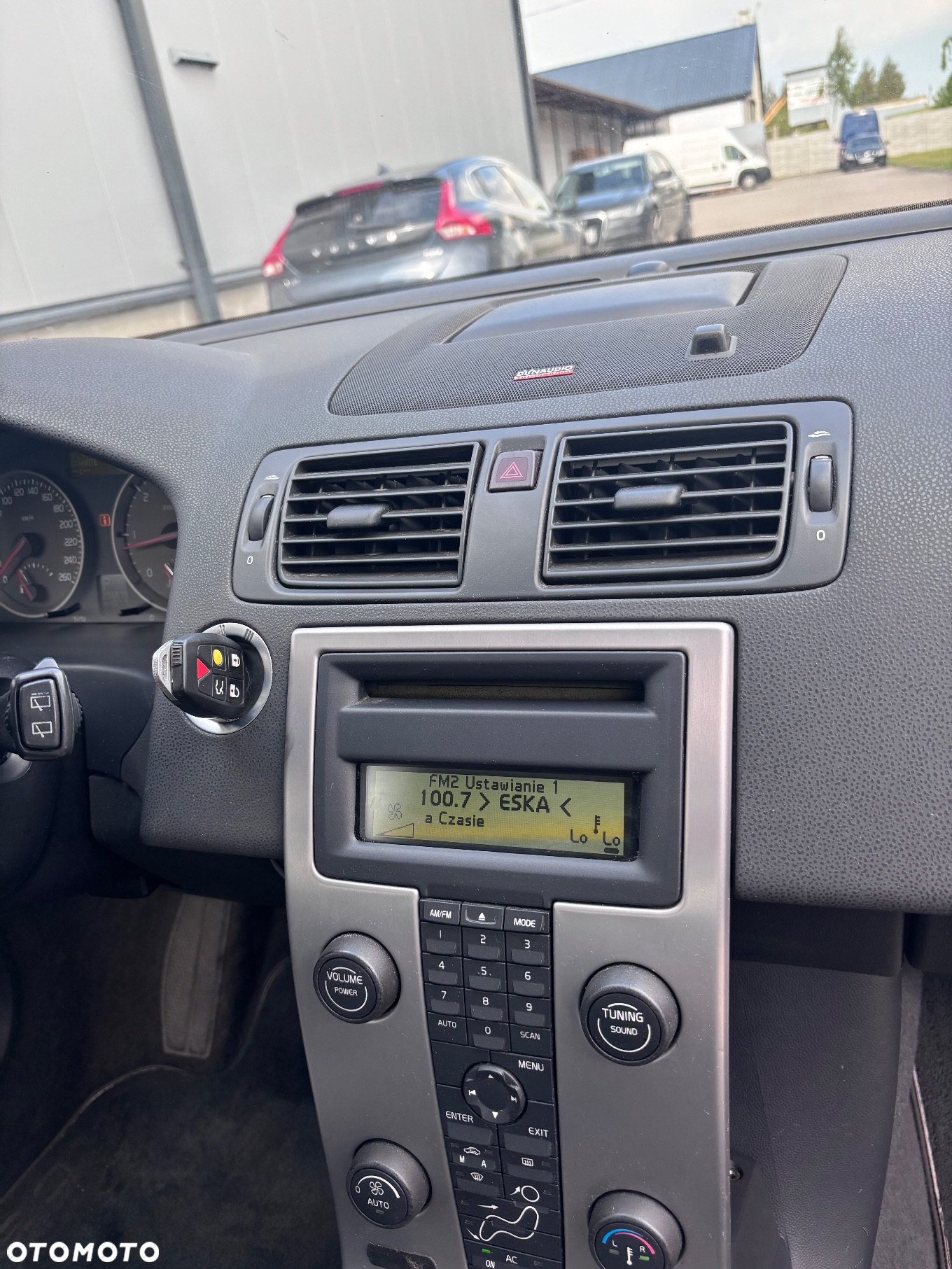 Volvo C30 D5 Momentum - 10
