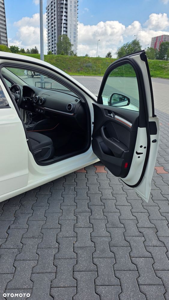 Audi A3 Sportback 1.6 TDI - 7