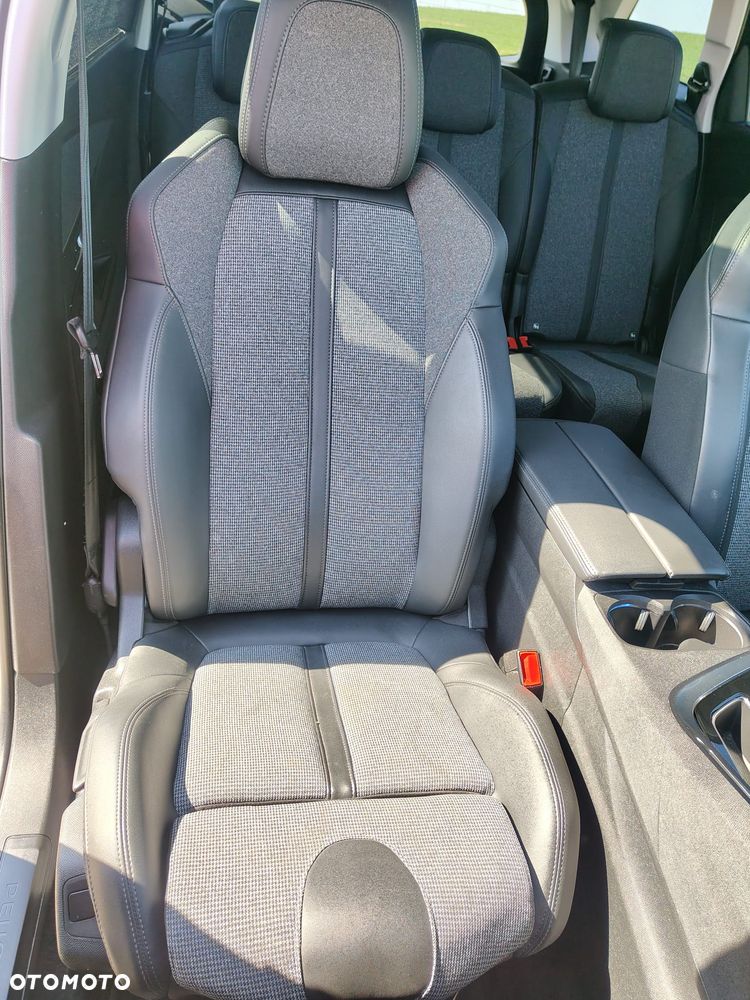 Peugeot 5008 1.6 PureTech GT Line S&S EAT8 - 13
