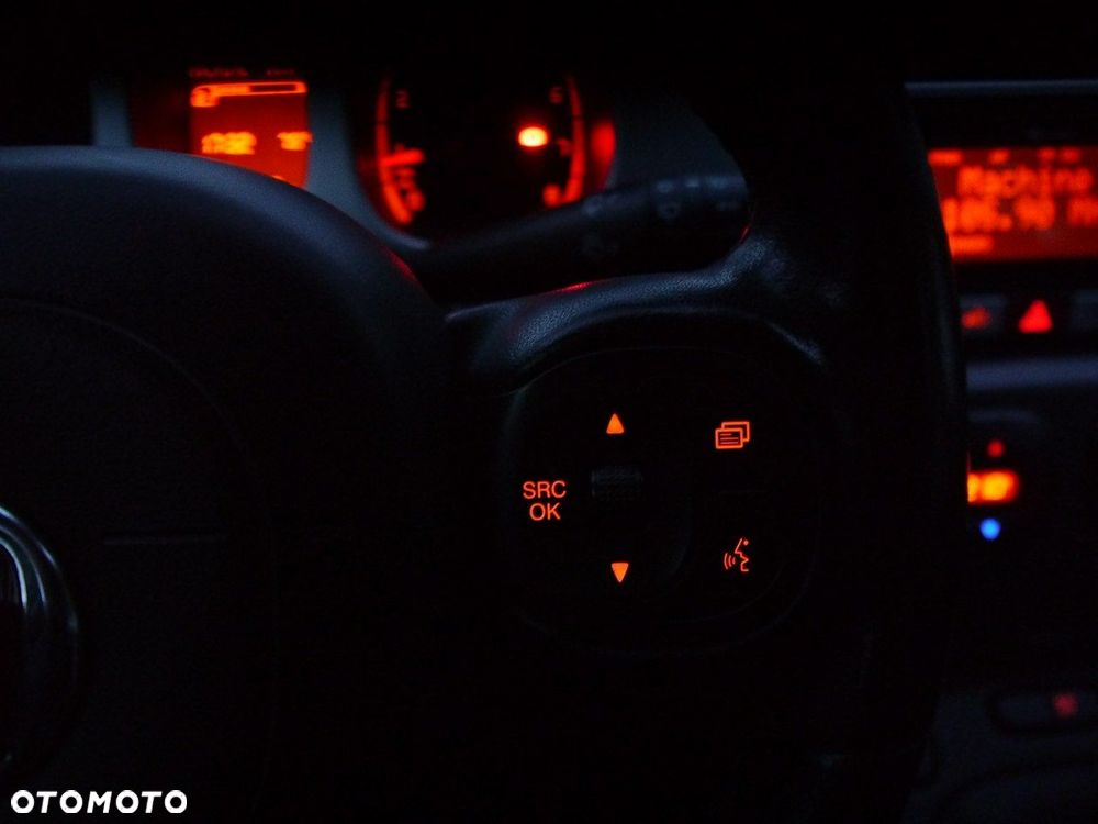 Fiat Panda 1.0 Hybrid Cross - 31