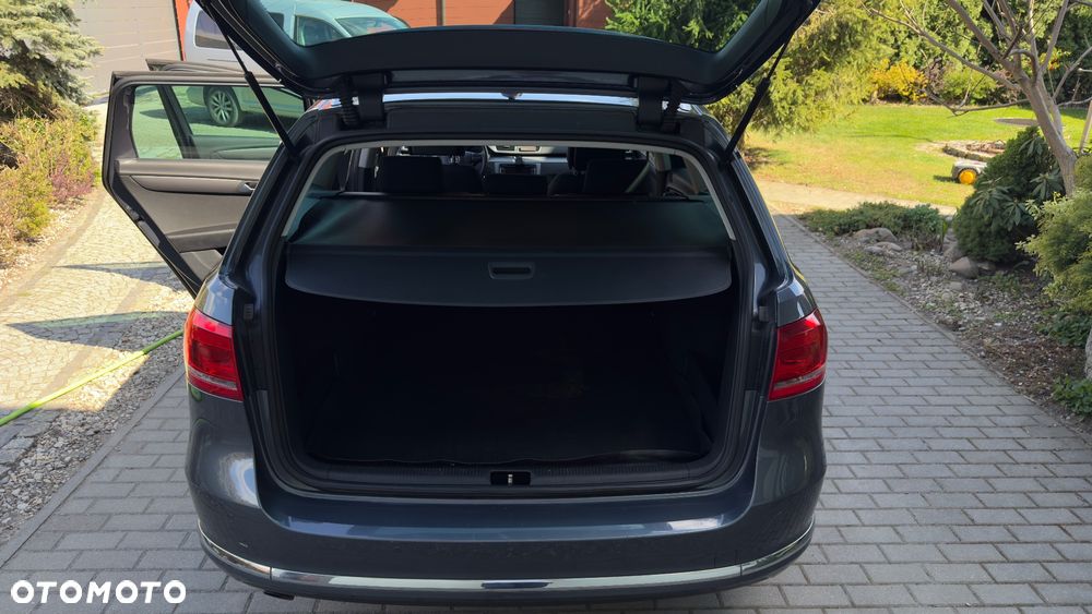 Volkswagen Passat 1.6 TDI BlueMotion Technology Comfortline - 18