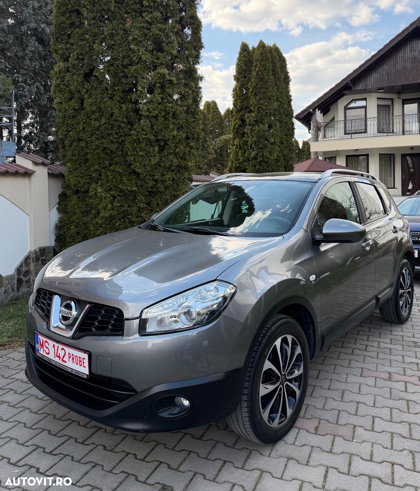 Nissan Qashqai - 1