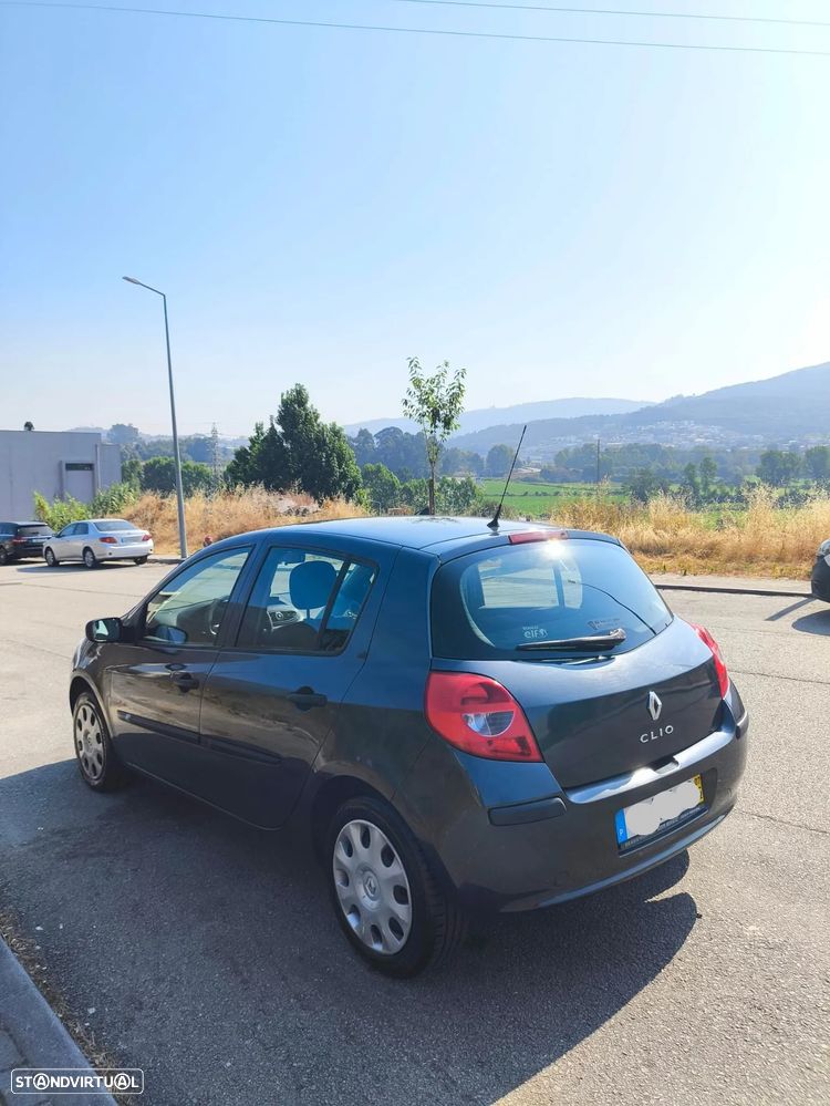 Renault Clio 1.5 dCi Pack - 25