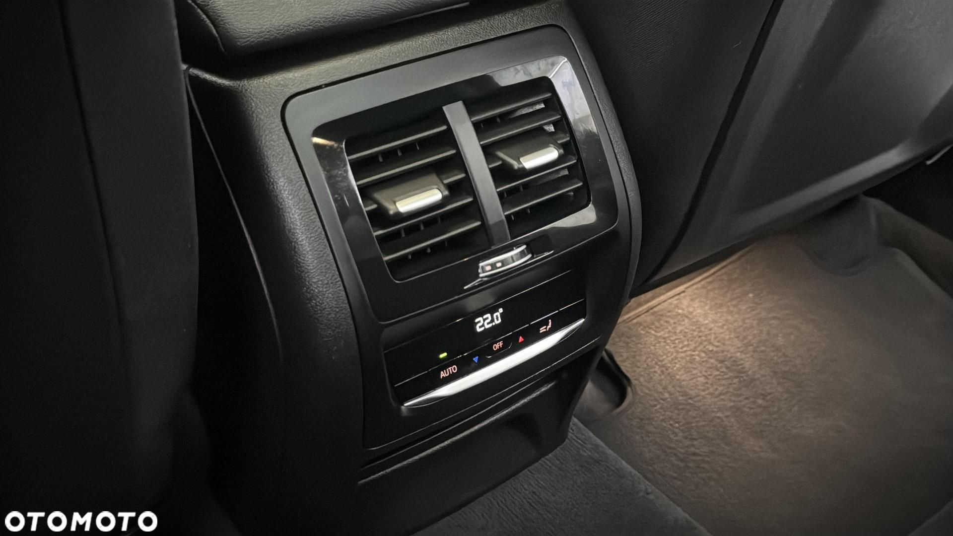 BMW X3 xDrive20d Advantage - 18