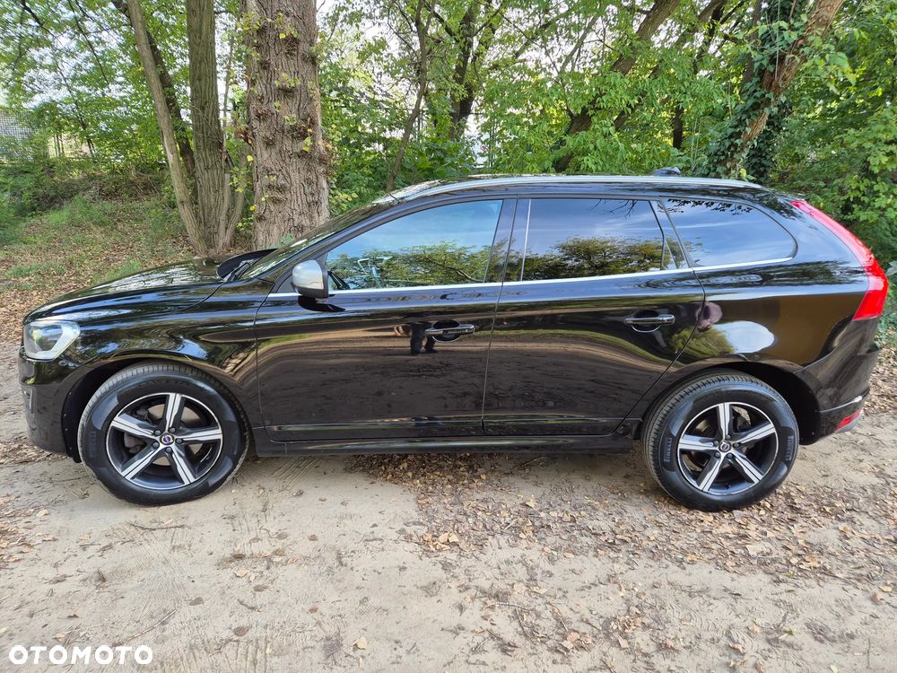 Volvo XC 60 D4 R-Design - 3