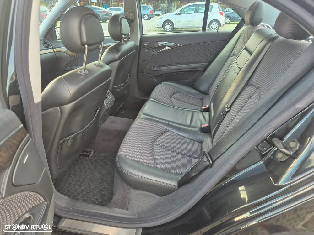 Mercedes-Benz E 220 CDI Avantgarde Aut. - 16