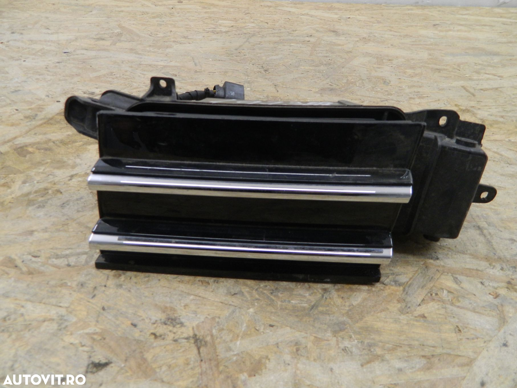 Clapa incarcare cu grila, VW Arteon, 2020, 2021, 2022, 2023, 3G8853396. - 2