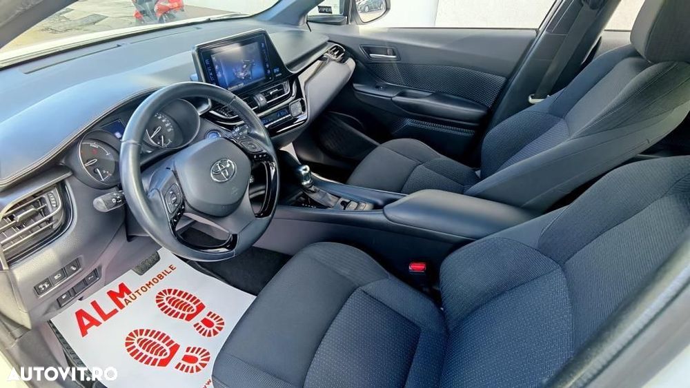 Toyota C-HR - 5