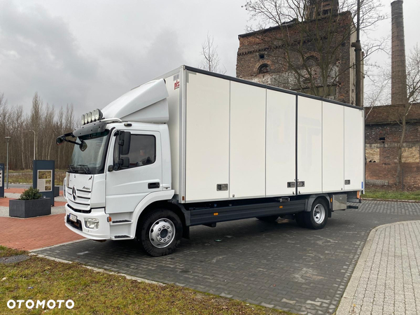 Mercedes-Benz Atego 1523