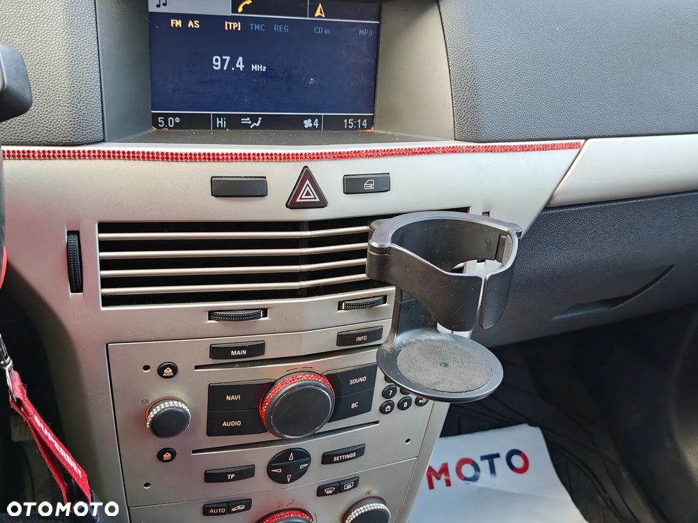 Opel Astra 1.9 CDTI DPF Cosmo - 24