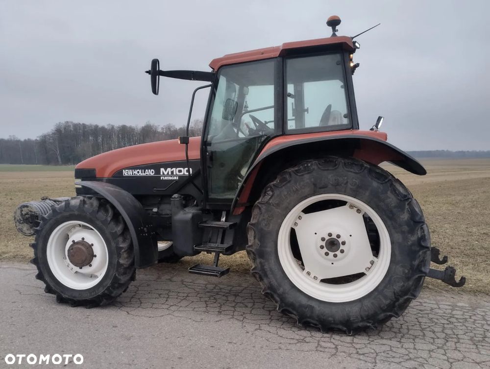 New Holland M100 - 9