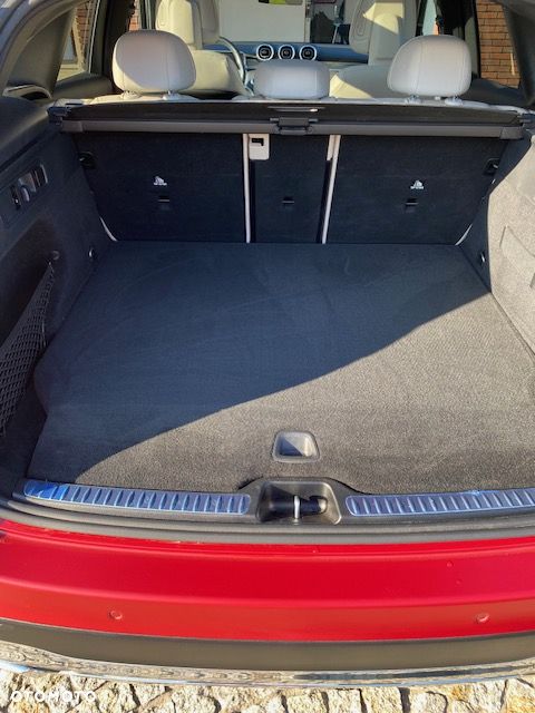 Mercedes-Benz GLC - 12