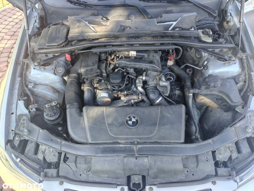 BMW Seria 3 320d - 12