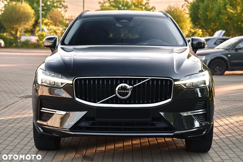 Volvo XC 60 B4 D AWD Momentum Pro - 18