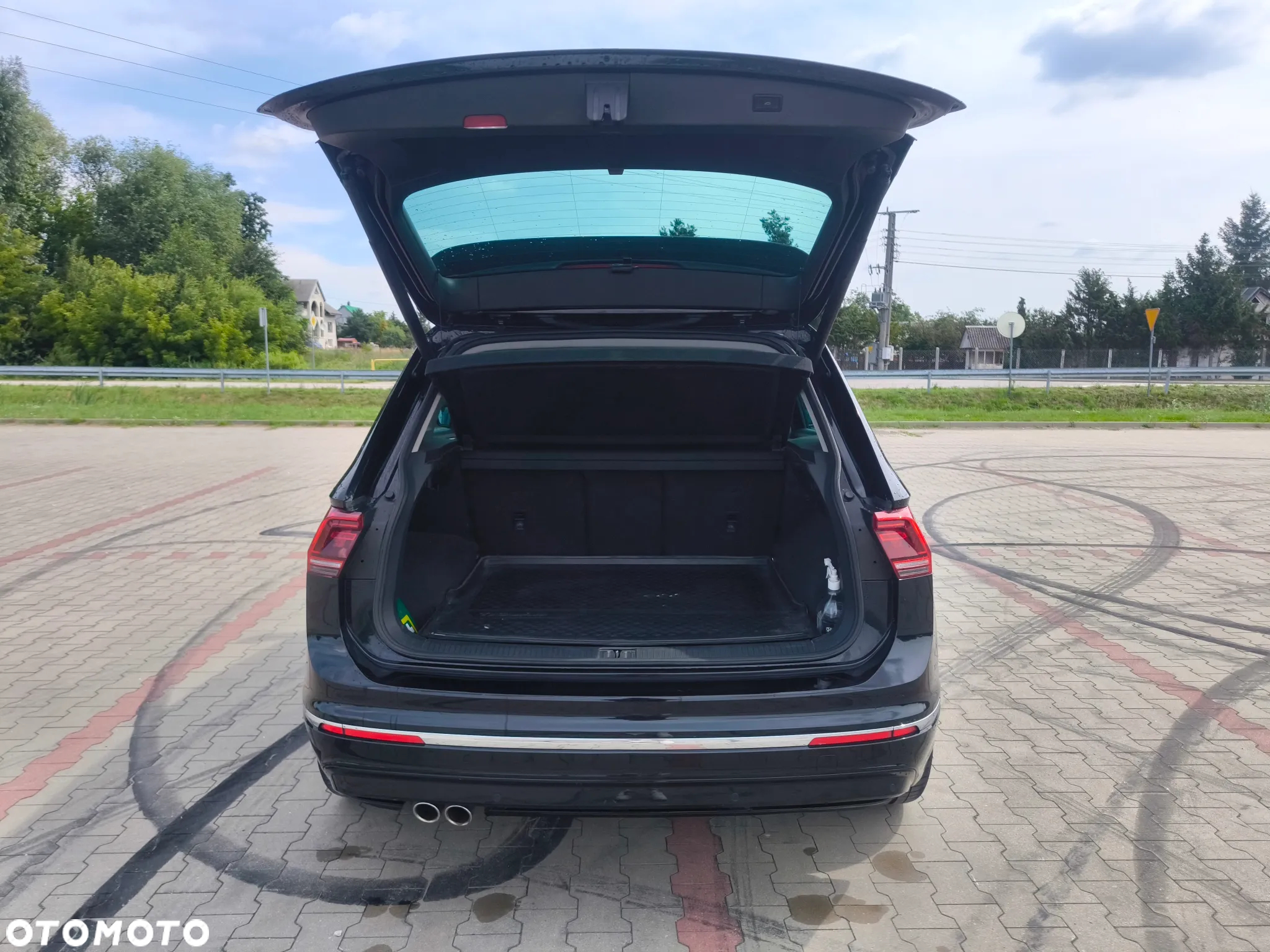 Volkswagen Tiguan 2.0 TDI SCR 4MOTION (BlueMotion Techn.) DSG Highline - 38