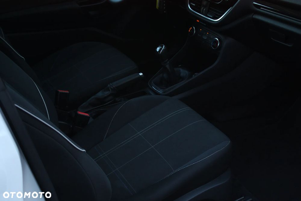 Ford Fiesta 1.1 COOL&CONNECT - 28