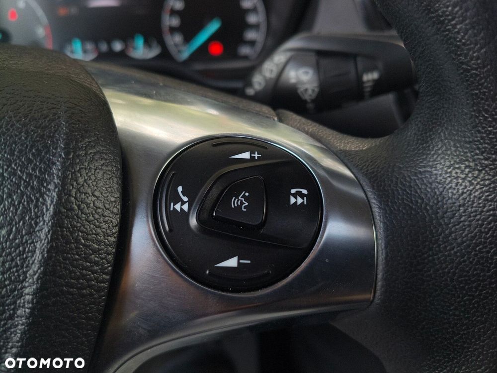 Ford Tourneo Connect Grand - 28