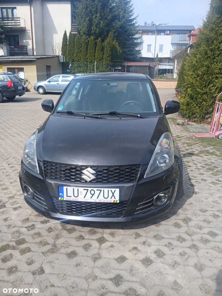 Suzuki Swift - 1