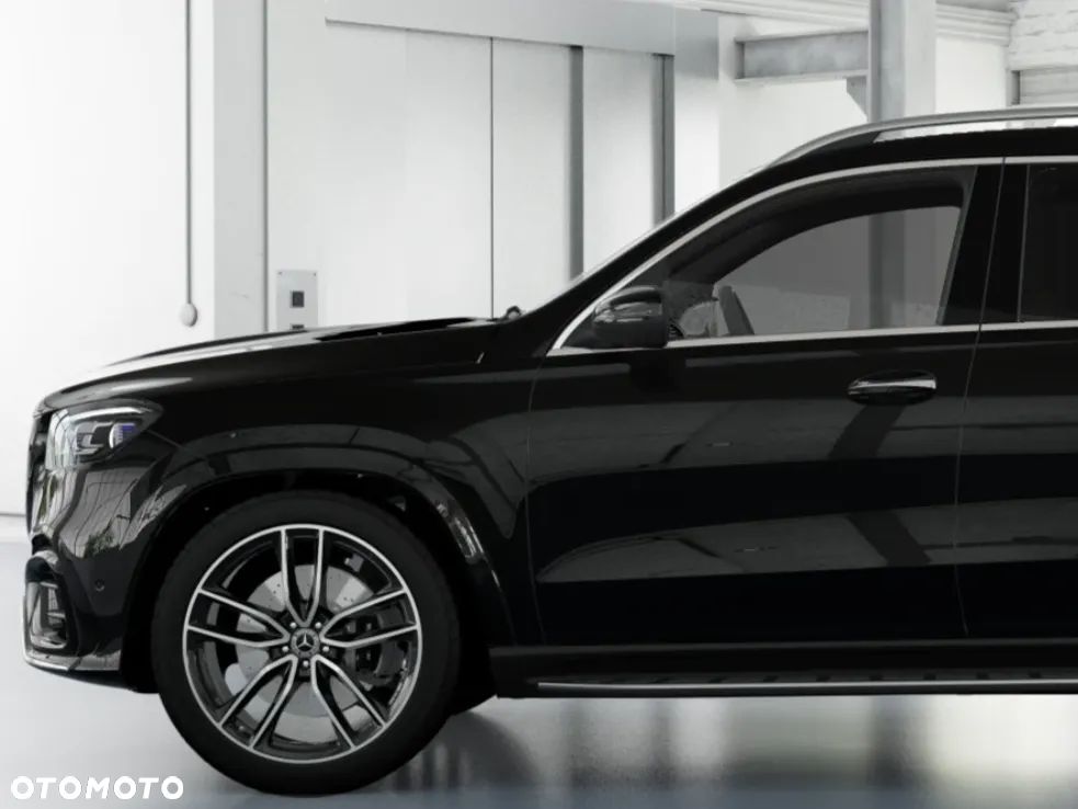 Mercedes-Benz GLS - 16