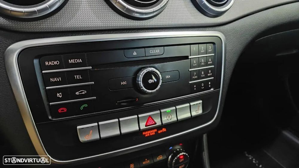 Mercedes-Benz CLA 200 - 33