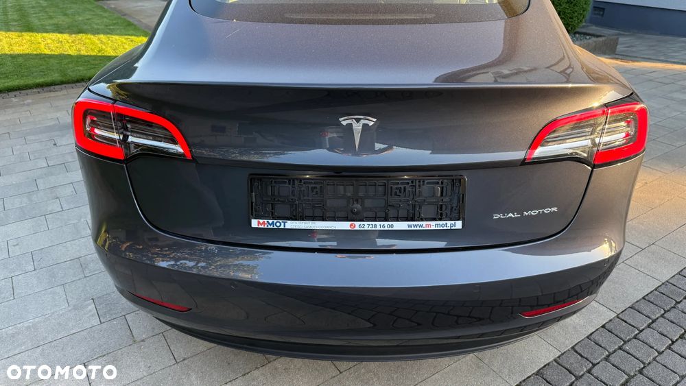 Tesla Model 3 Langstreckenbatterie Allradantrieb Dual Motor - 7