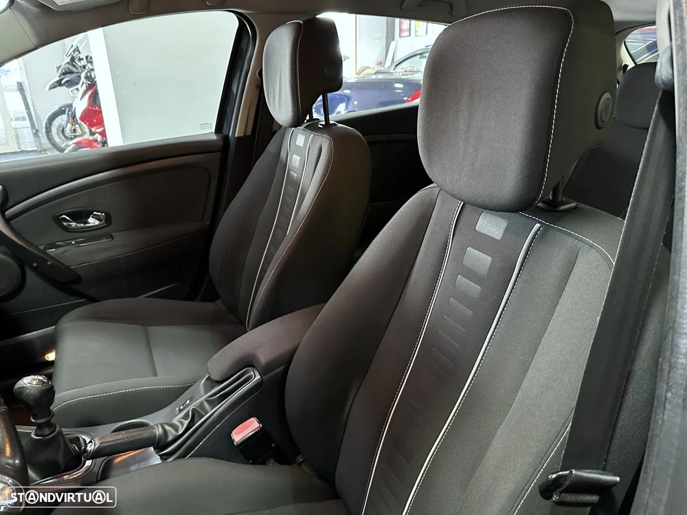 Renault Mégane 1.5 dCi Dynamique S - 31