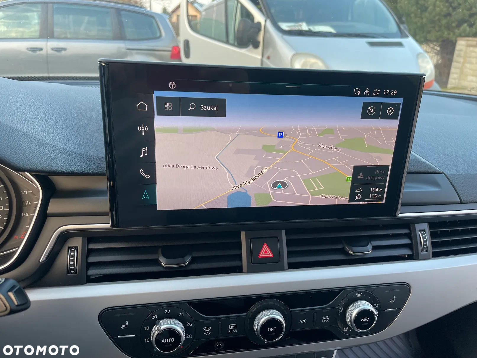 Audi A4 Avant 45 TDI quattro tiptronic - 26