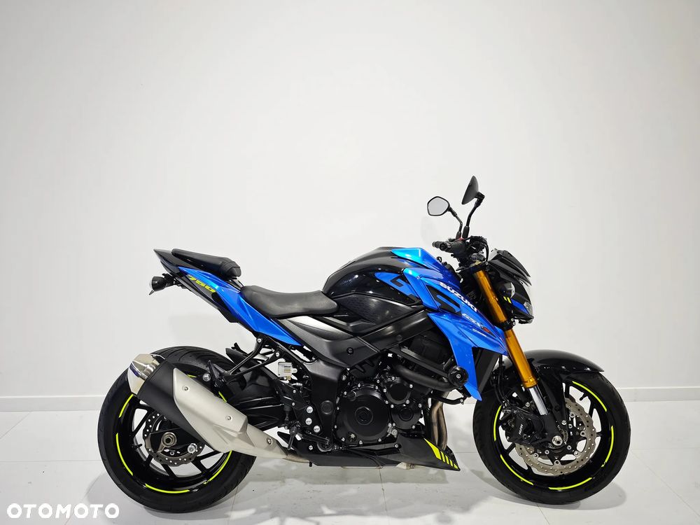 Suzuki GSX
