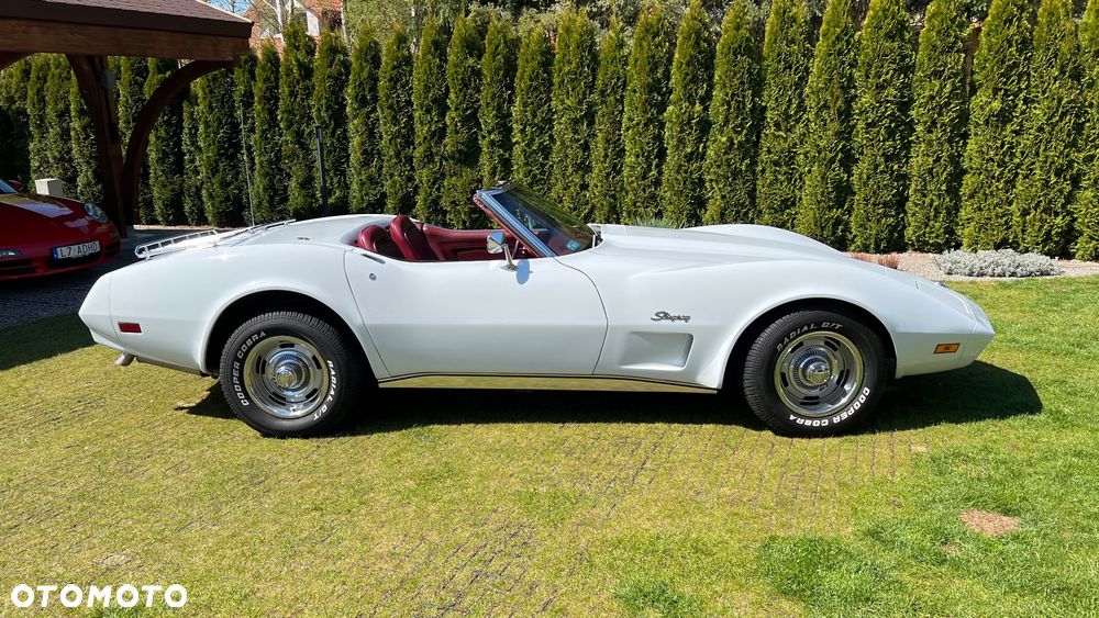 Chevrolet Corvette - 1