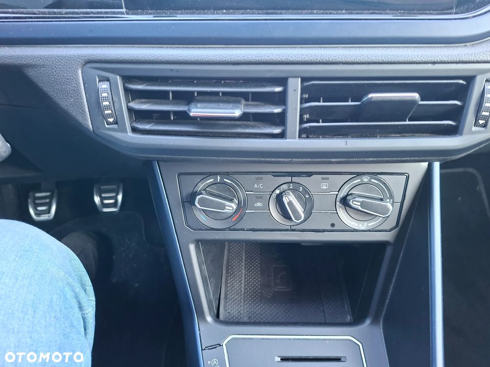 Volkswagen Polo 1.0 TSI OPF UNITED - 19