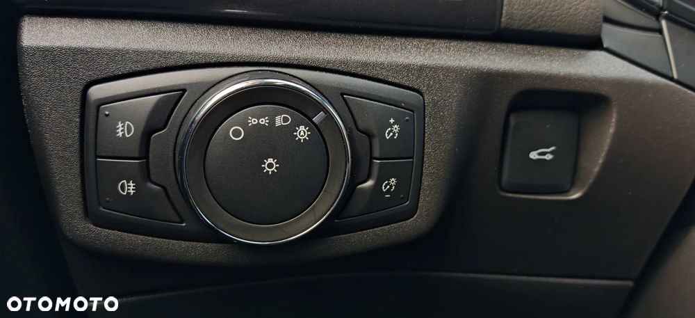 Ford Mondeo 2.0 Ti-VCT Titanium - 25