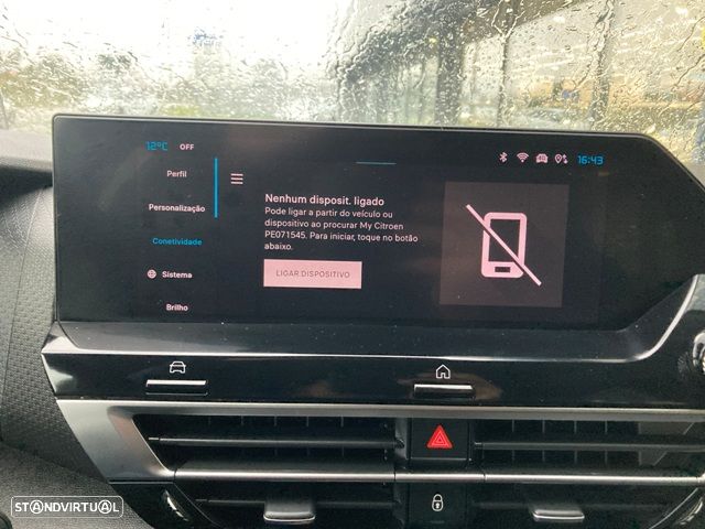 Citroën C4 PureTech 130 Stop&Start EAT8 SHINE - 27