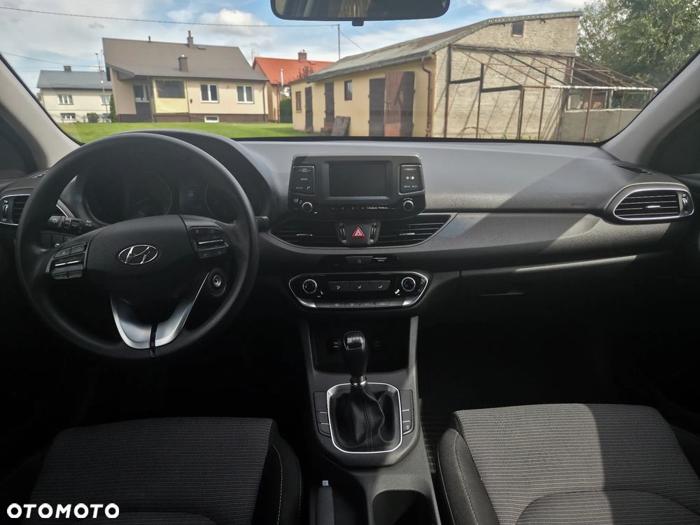 Hyundai i30 1.4 Classic + - 5