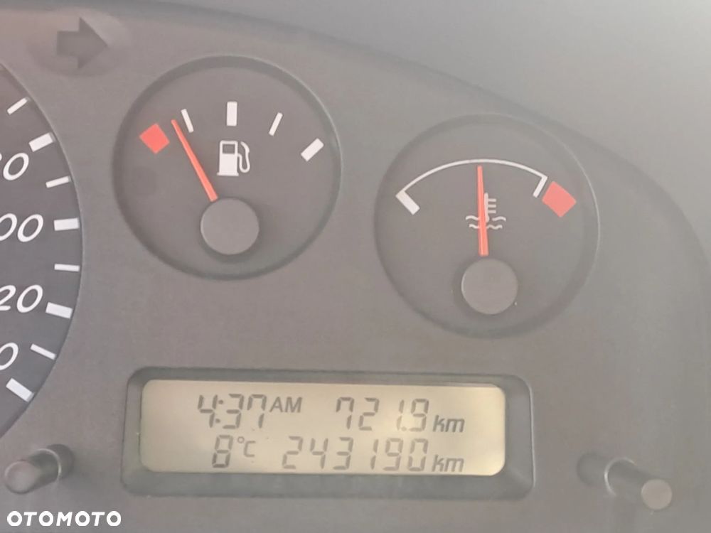 Nissan Almera 1.5 Comfort - 5